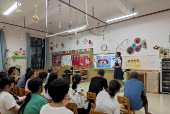 云龙镇两塘村幼儿园阅读区