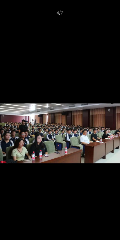 河北省安国中学阅读区
