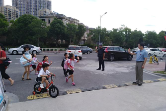 河南省平顶山汝州市英豪小学阅读区