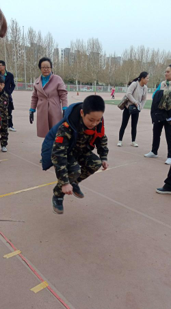 安阳市豆腐营小学阅读区