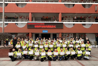 十堰市张湾区实验小学阅读区