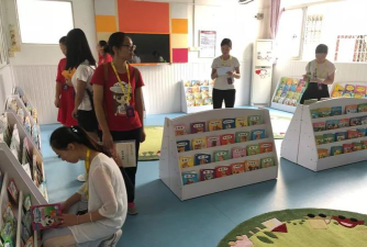 罗定市罗城镇东方幼儿园阅读区