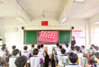 下川镇中心小学阅读区