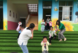 老溪西幼儿园阅读区