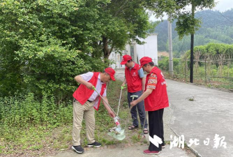 十堰市张湾区西沟乡中心小学阅读区