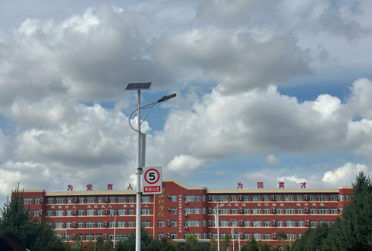 灵石县新世纪学校阅读区