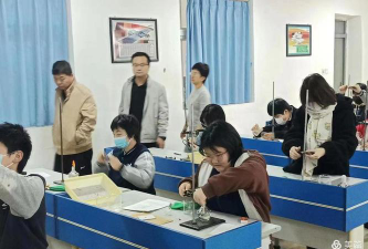 邯郸市第二十四中学阅读区