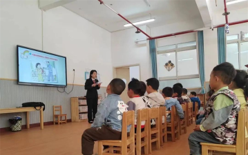 邻水县九龙镇新生幼儿园阅读区