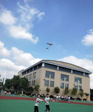 开平市三埠东河小学阅读区