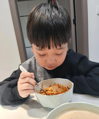 青谷初中阅读区