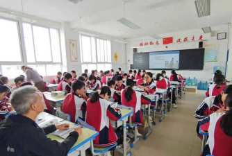 城关镇兴胜小学阅读区
