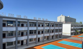明珠学校阅读区