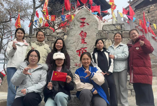 泽掌镇中阅读区