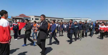 沈阳市第七十二中学阅读区