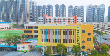高明市童心托儿所阅读区