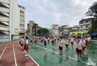 湛江经济技术开发区第三小学阅读区