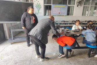襄阳区伙牌镇中心小学阅读区
