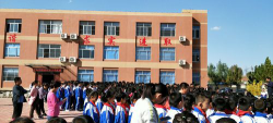张屯学校阅读区