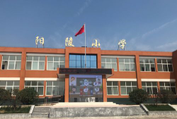 淇县北阳镇良相中心小学阅读区