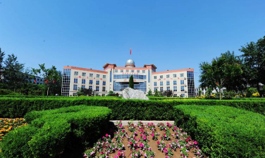 邢台市巨鹿中学阅读区