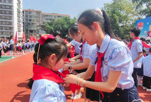 遂溪县黄略镇石盘小学阅读区