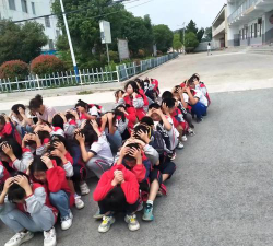 枣阳市车河管理区中心小学阅读区