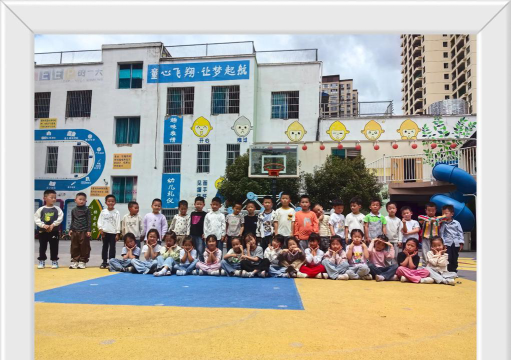 凤塘镇邱厝幼儿园阅读区