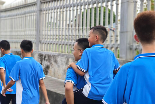 凤庆县小湾中学阅读区