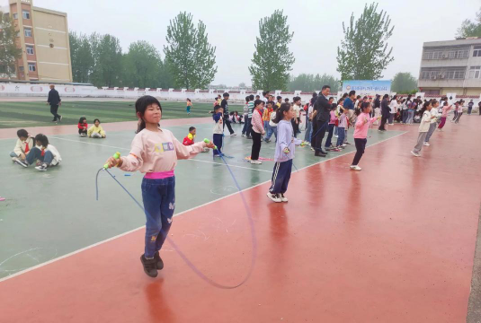 新市天王中心小学阅读区