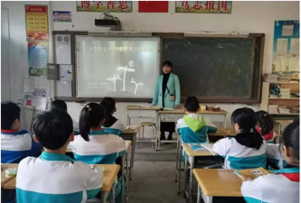 城月中心小学阅读区