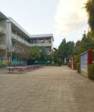 凤庆县象贤中学阅读区