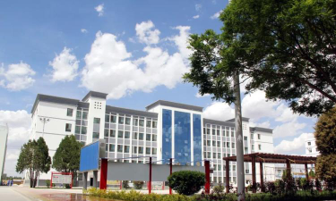 甘肃省会宁职业中等专业学校阅读区