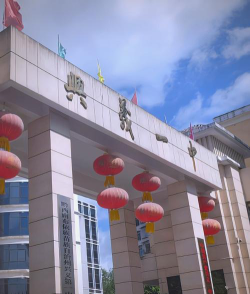 承德县帝贤中学阅读区