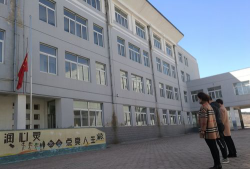 抚顺县马圈子乡九年一贯制学校阅读区