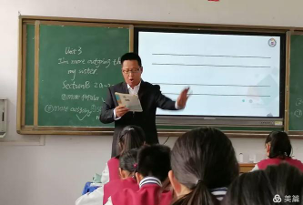 史村镇初级中学校阅读区