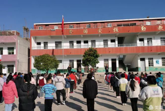 大悟县四姑镇中心小学阅读区