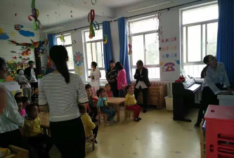 复兴乡街道幼儿园阅读区