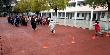 安陆市实验小学阅读区