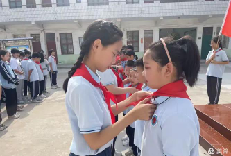 孟州市西虢镇西虢小学阅读区