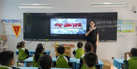 濮阳市第三小学阅读区