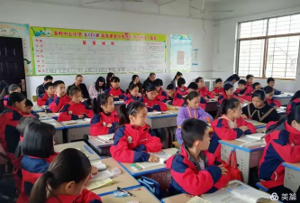 汉川市南河乡姜岭中心小学阅读区