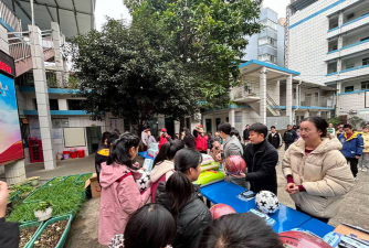 眉山市东坡区象耳西堰村苗苗幼儿园阅读区