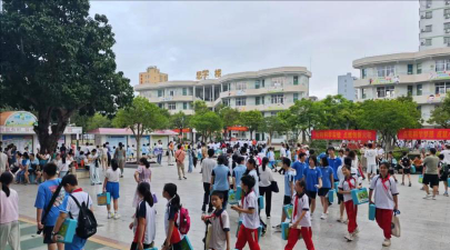 遂城第四小学阅读区