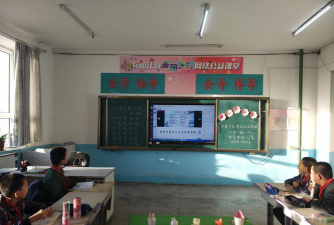 廉江市石岭镇簕塘小学下高村教学点阅读区
