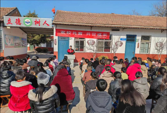 清丰县巩营乡吉村中心小学阅读区