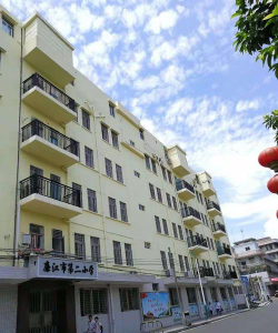 廉江市第二小学阅读区