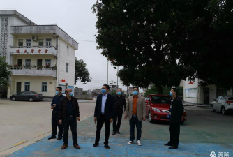 廉江市石岭镇广胜小学阅读区