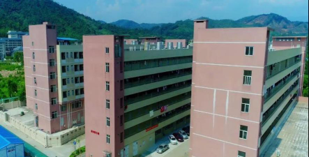 广州市增城区卫生职业技术学校阅读区