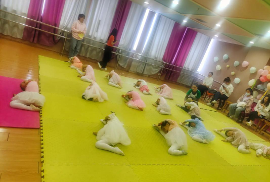 库车市领航艺术培训学校有限责任公司阅读区