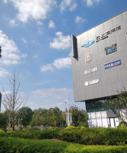 南京金麦田艺术发展有限公司阅读区